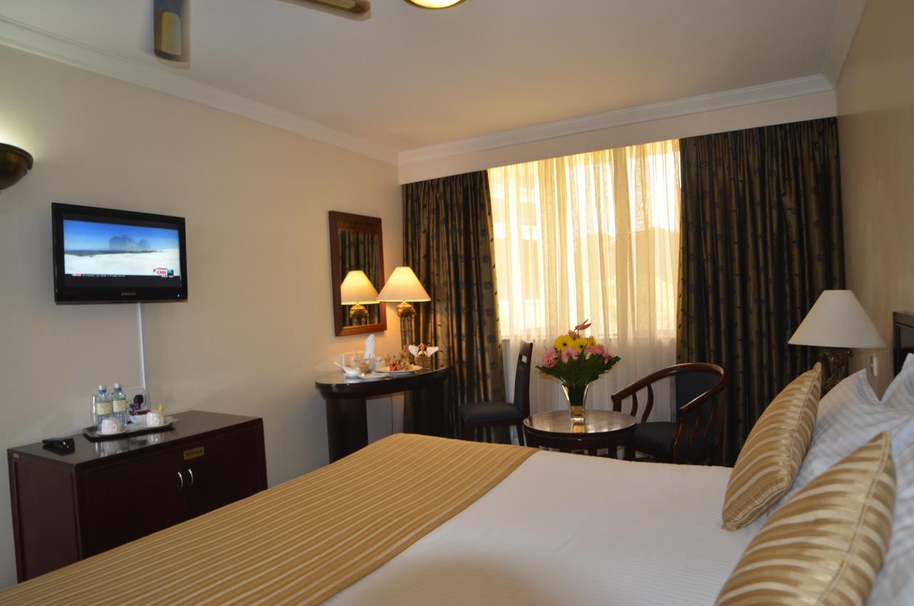 Jacaranda Hotel Найроби Екстериор снимка