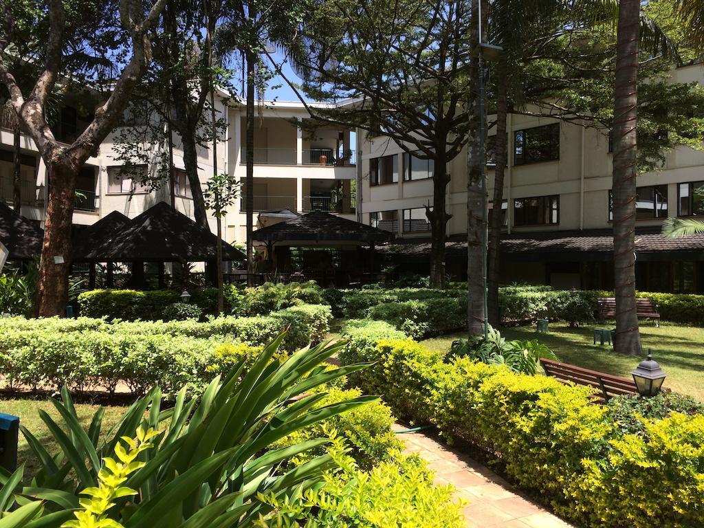 Jacaranda Hotel Найроби Екстериор снимка